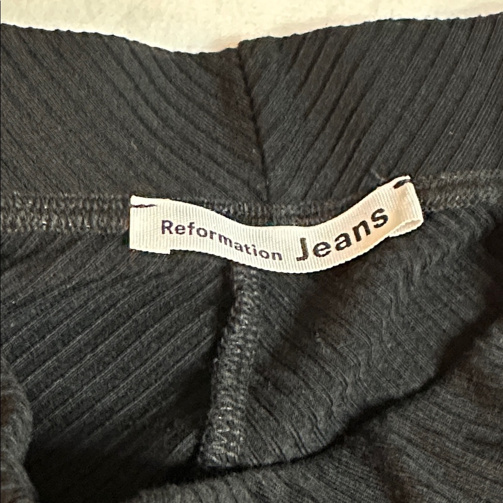Reformation Black Midi A-Line Skirt Size Small - Picture 4 of 8